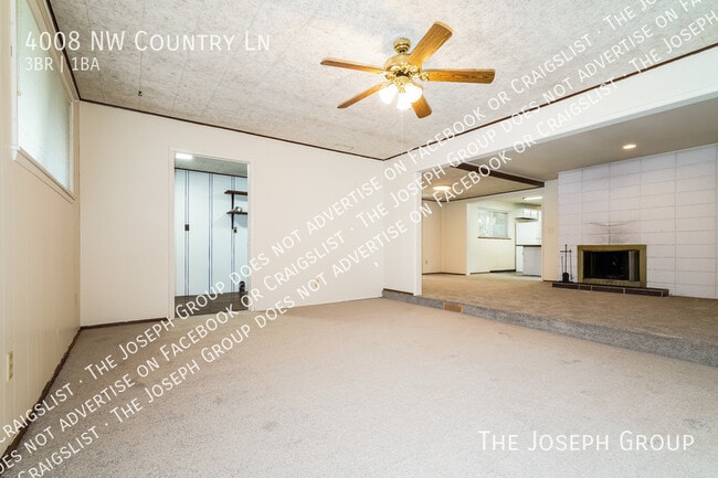 Building Photo - 4008 Country Ln NW