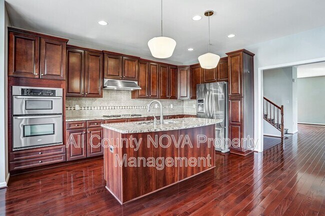 Building Photo - 1609 Poplar Run Dr