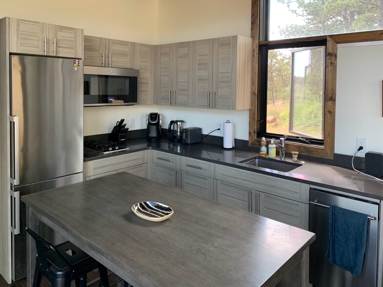 Kitchen with island dining - 600 Indian Lookout Rd