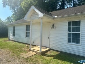 Building Photo - 1107 Riviera Dr