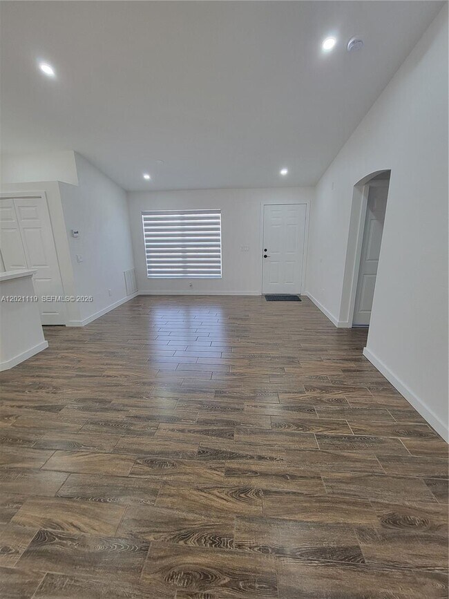 Building Photo - 3415 Sulstone Dr