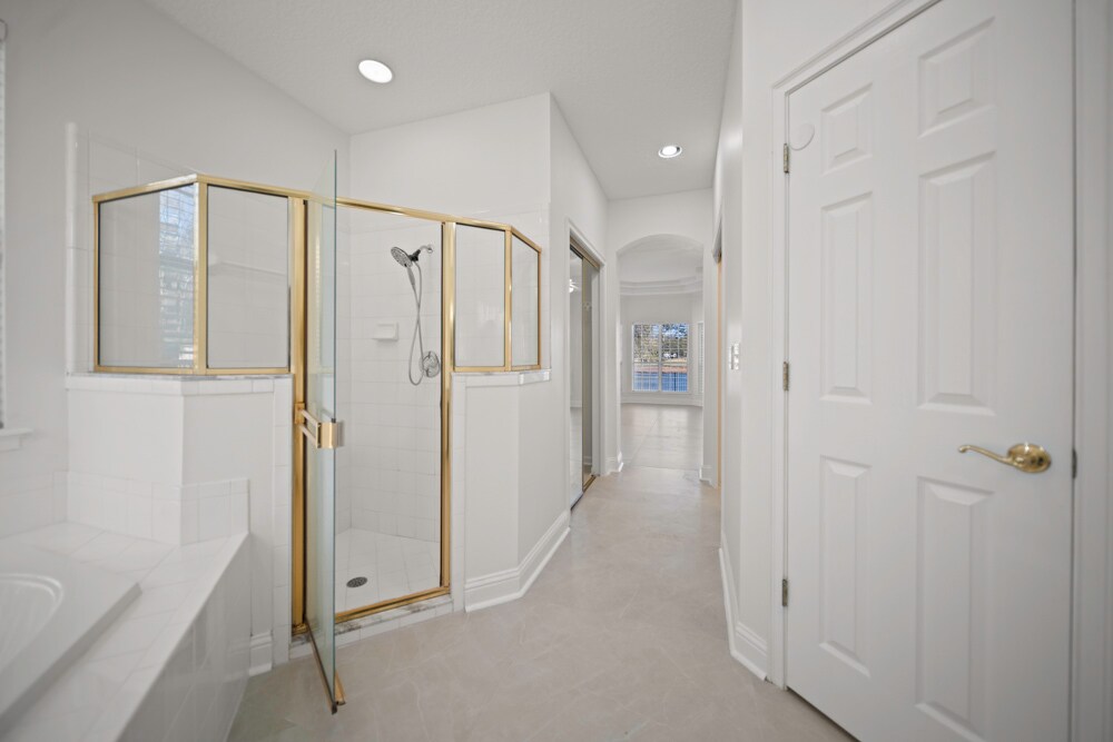 Building Photo - 10061 Vineyard Lake Rd E