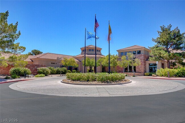 Building Photo - 8900 Kingsmill Dr