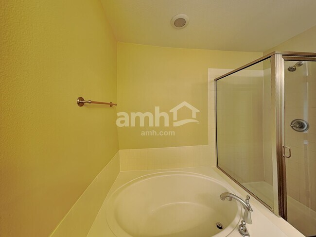 Building Photo - 4291 Threshing Dr