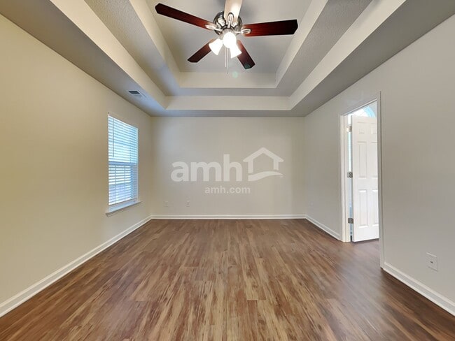 Building Photo - 65 Oak Ridge Cir