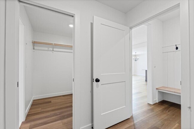 Building Photo - 2004 Stone Mountain Pkwy