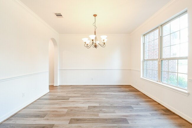 Building Photo - 1215 Redstone Glen Ln