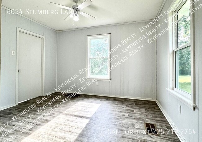 Building Photo - 6054 Stumberg Ln