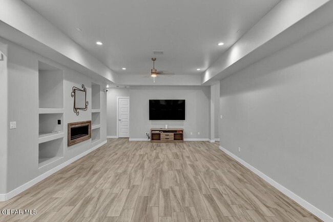 Building Photo - 13405 Emerald Glass Dr