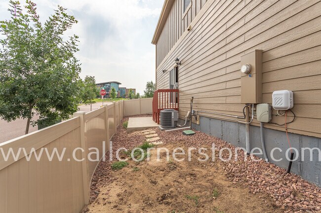 Building Photo - 1322 Antrim Loop