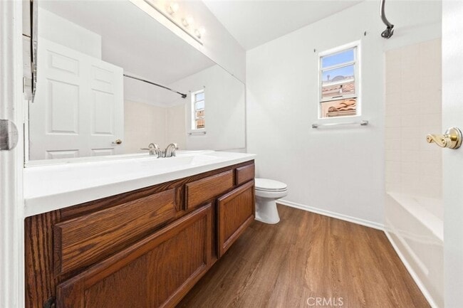 Building Photo - 7448 Bellingham Ave