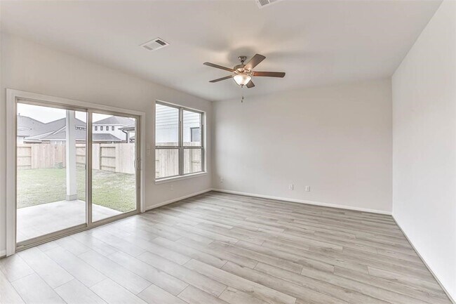 Building Photo - 704 Ocean Palms Dr
