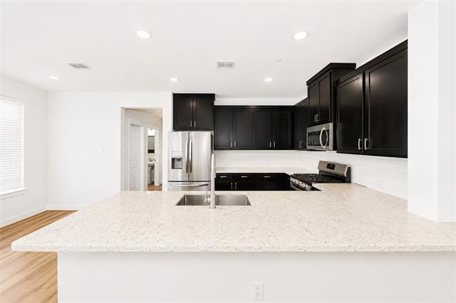 Building Photo - 7537 Reis Ln