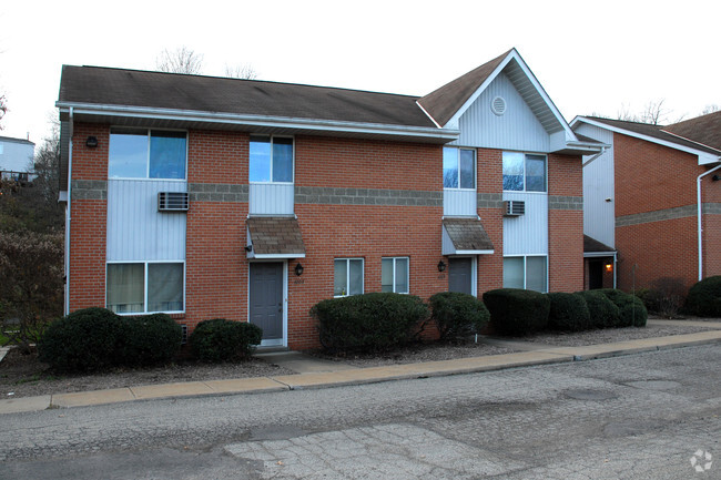 Building Photo - White Valley Apartments