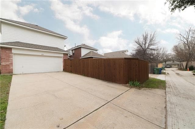 Building Photo - 3813 Braxton Ln