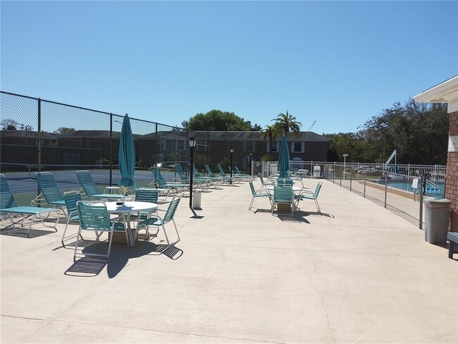 Building Photo - 2707 41st Ave S