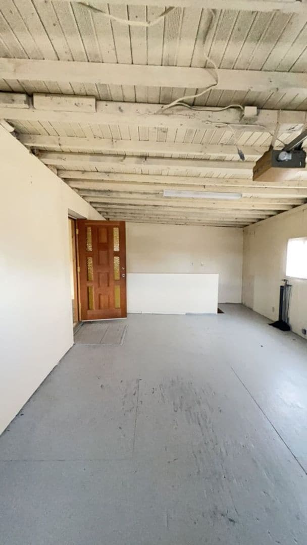 Building Photo - Charming 3-Bedroom Home with Backyard & Patio