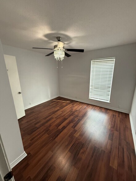 Building Photo - 3320 N Arnoult Rd