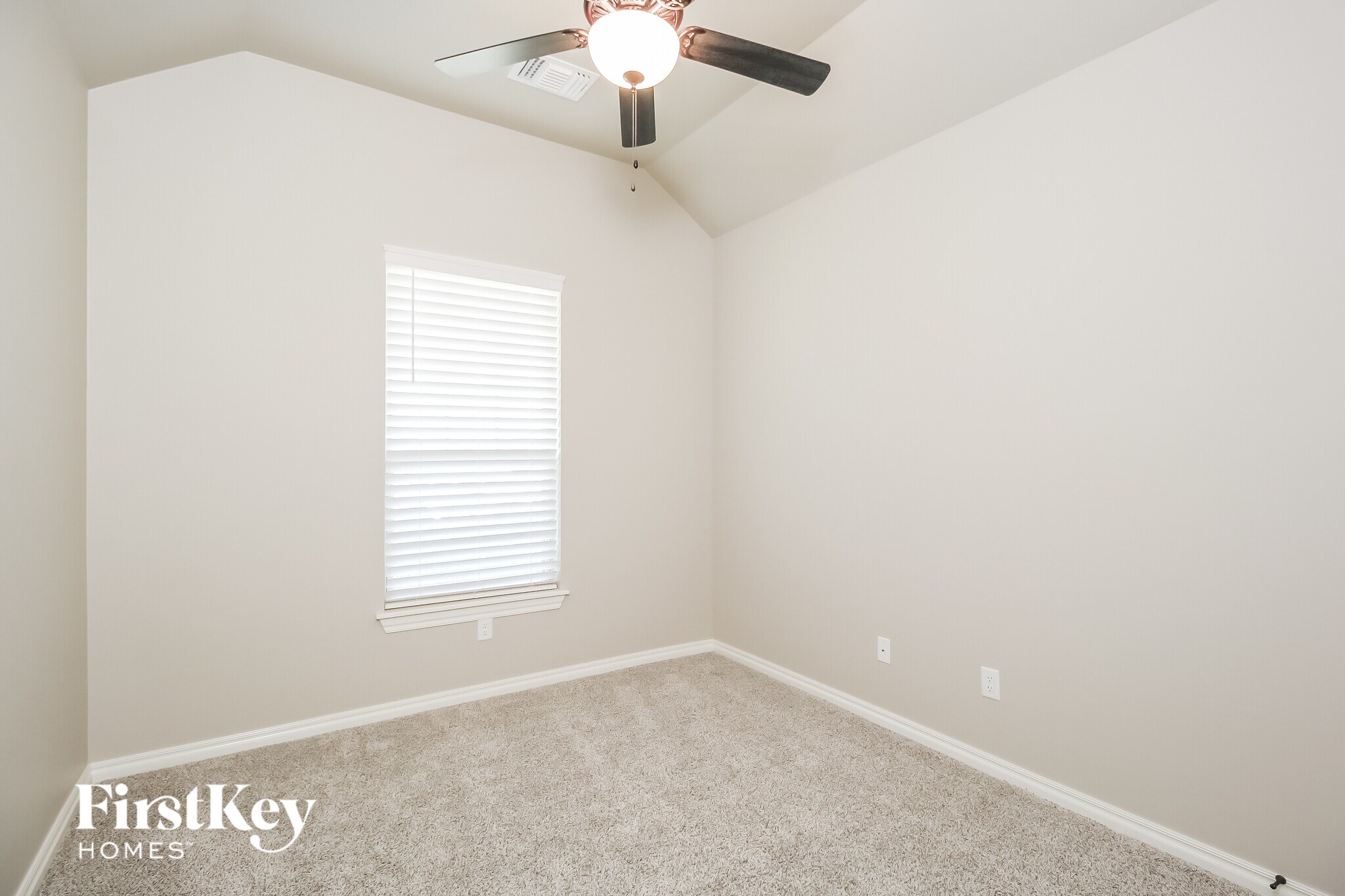 Building Photo - 3401 Ontario Cir