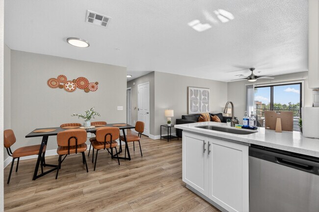 Building Photo - 15164 N 140th Dr