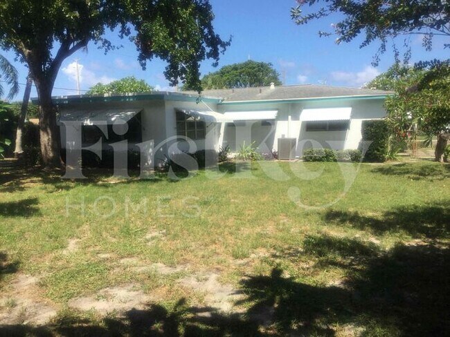 Building Photo - 609 Snowden Dr