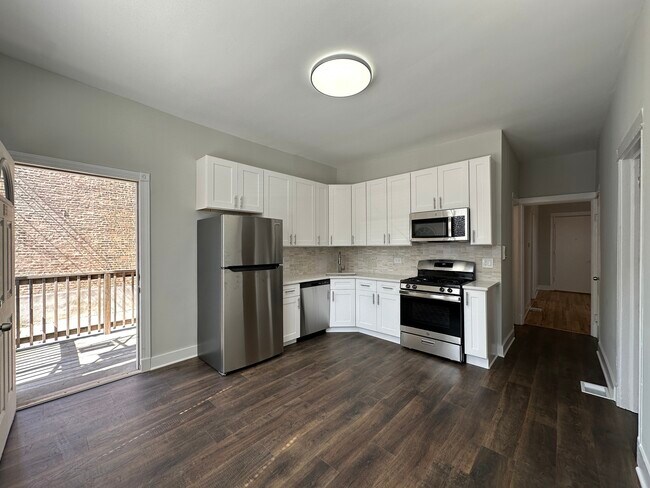Building Photo - 952 N Rockwell St