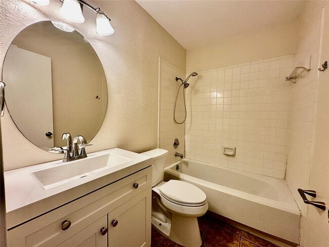 Building Photo - 11612 Fruitwood Pl