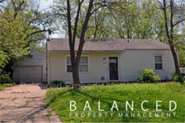Primary Photo - 319 SE 34th St