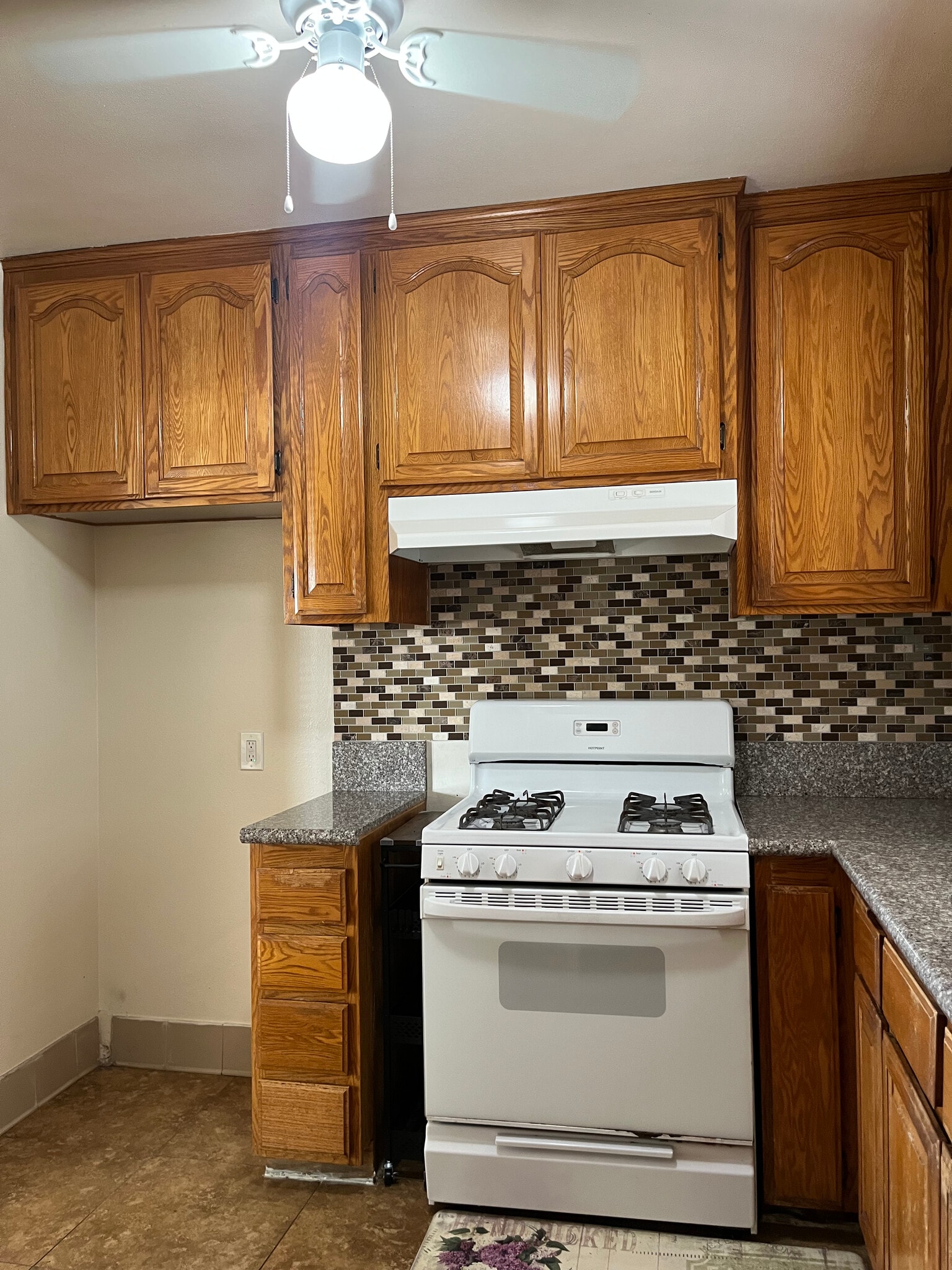 Building Photo - 330 S Virginia Ave