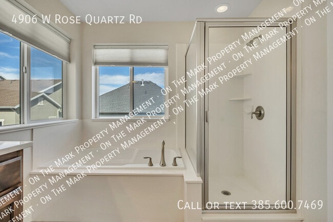 Building Photo - 4906 W Rose Quartz