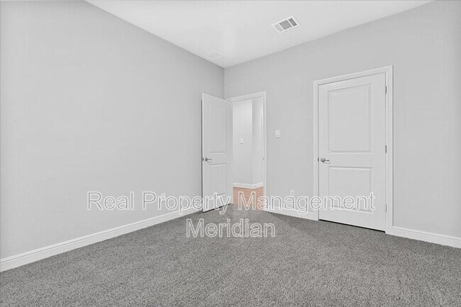 Building Photo - 212 Roundstone Rd