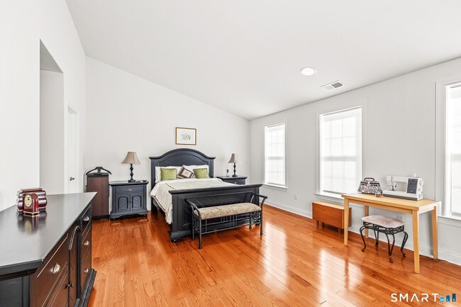 Building Photo - 1 Wilderswood Way