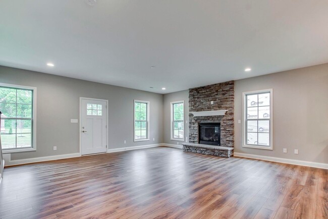Building Photo - East Jefferson County Home For Rent
