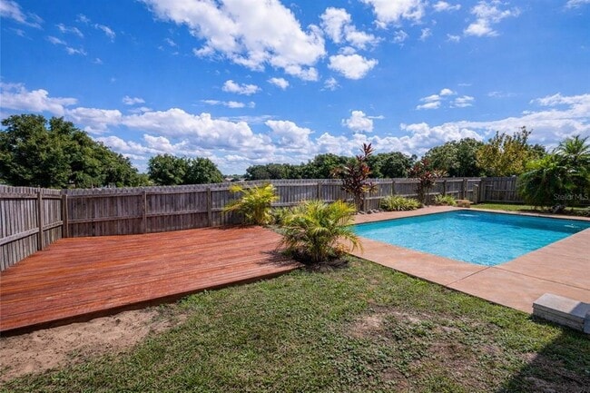 Building Photo - 6018 Charloma Dr