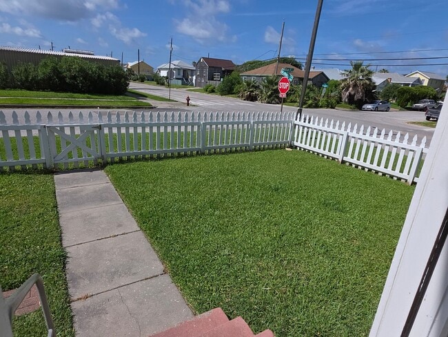 Building Photo - Half block to Seawall!  Water View from th...