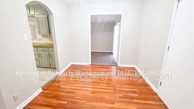 Building Photo - 3404 S Evanston Ave