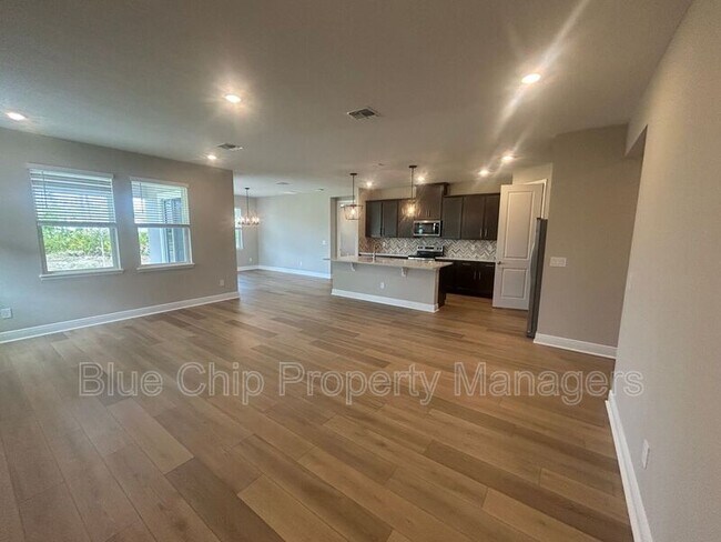 Building Photo - 1125 British Cir