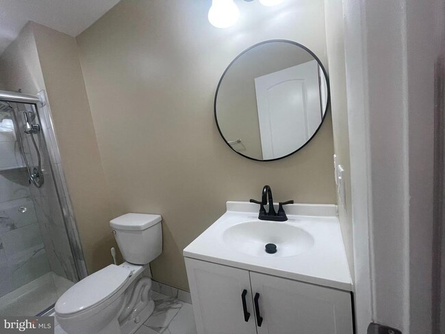 Building Photo - 81 Willow Ct