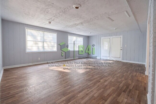 Building Photo - 6331 Garnet Dr