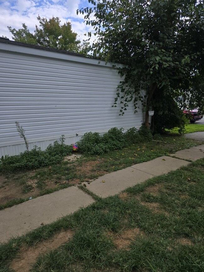 Building Photo - 1309 Arrow Way