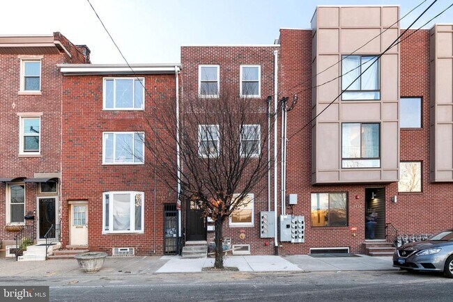 Building Photo - 1435 N 5th St