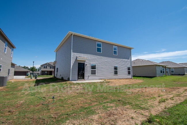 Building Photo - 1751 Eveningshade Ln