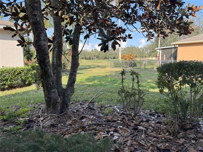 Building Photo - 417 Lake Butler Dr