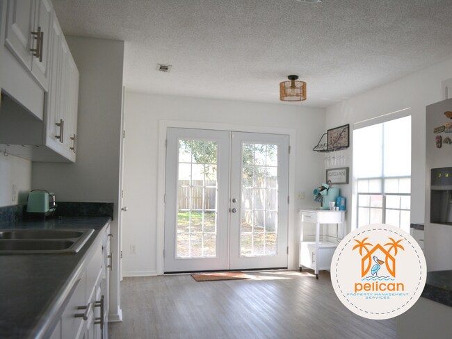 Building Photo - Charming 3-Bedroom Home with Fenced Yard, Near Naval Air Station & Beaches