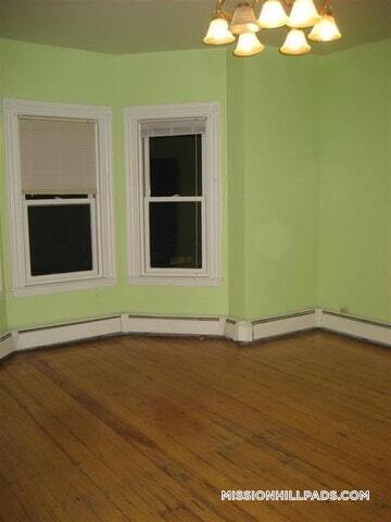 Building Photo - 140 St Alphonsus St