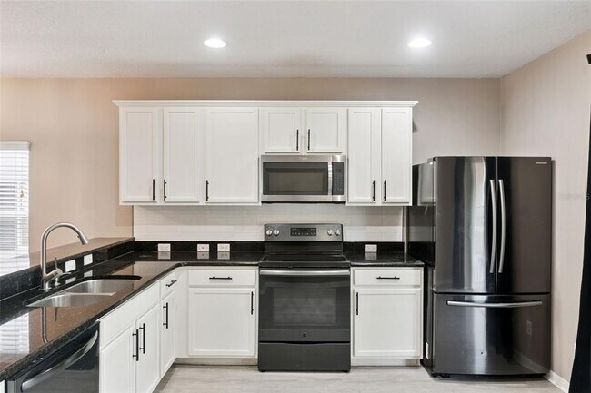 Building Photo - 1030 Bending Oak Trail