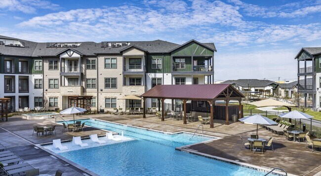 Building Photo - 2825 Sophie Ln