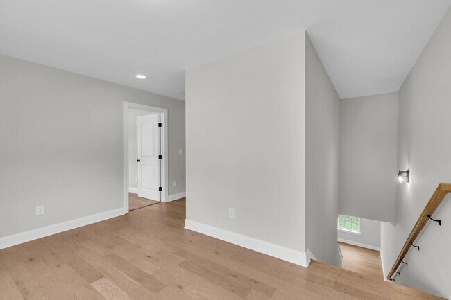 Building Photo - 4094 Inlet Lp