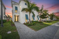 Building Photo - 5917 Cat Claw Ln
