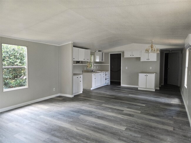 Building Photo - 16815 W Alderson